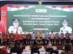 Gubernur Khofifah Paparkan 7 Prioritas Pembangunan Jatim tahun 2023