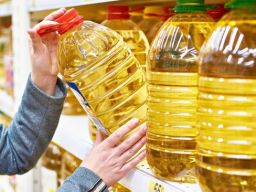 Luhut Ditugasi Ngurus Minyak Goreng