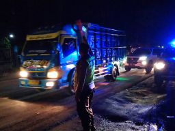 Ruas Jalan Pantura Desa Sebaung dan Brumbungan Lor Kabupaten Probolinggo Tergenang Banjir