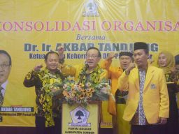 Akbar Tanjung Goncang Jember, Golkar Jember Targetkan 6 Kursi pada pemilu 2024
