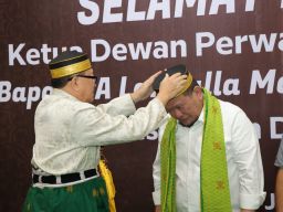 Berani Suarakan Kebenaran, LaNyalla Dapat Gelar Ma Eli Ra Disa dari Kesultanan Dompu