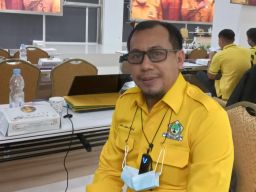 Lompat ke Urutan 4. Aan: Golkar Akan Besar Bersama Rakyat