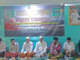 Yayasan Pondok Pesantren Baitul Mukhlashin Wilayah Surabaya Gelar Ngaji dan Tawassul