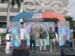 BNI Wilayah 06 Gelar FunWalk dan Exhibition Tenis Meja
