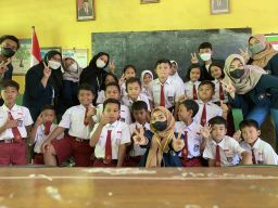 Cegah stunting, Mahasiswa KKN UB Kediri Sosialisasikan Gemar Makan ikan ke Sekolah Dasar