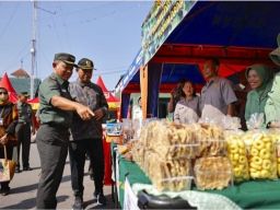 Gelar Bazar dan Pencanangan Digitalisasi UMKM, Wali Kota Apresiasi Upaya Korem Bantu Ekonomi Warga