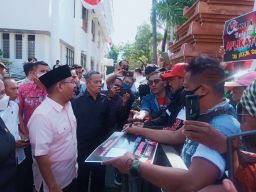 Wakil Ketua DPRD Jatim, Anwar Sadad : Kawal dan Sampaikan Aspirasi Ojol ke Pemprov