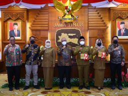 Uang Baru Jadi Semangat Baru Bagi Masyarakat