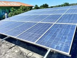 Peresmian PLTS Atap 7.500 W di Ponpes Tarbiyatut Tholabah Lamongan