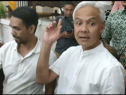 Ganjar Lontarkan Gagasan Desa Kembar Saat Kedatangan FKKD Kabupaten Dompu