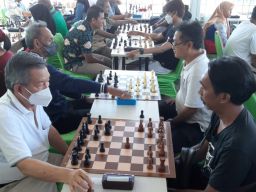 Persiapan Porwanas XIII, PWI Jatim Ikutkan Wartawan ke Turnamen Catur Terbuka