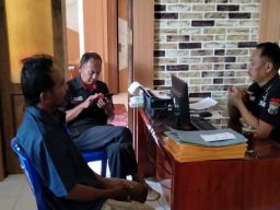 Buronan 7 Tahun, Pelaku Pembunuhan Dukun Santet di Jember Diringkus di Rumahnya