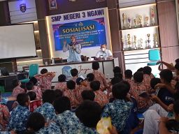 Polres Ngawi Ajarkan Generasi Muda Cerdas Bermedos