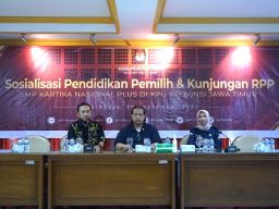 KPU Jatim Sosialisasikan Pendidikan Pemilih dan Menerima Kunjungan Rumah Pintar Pemilu