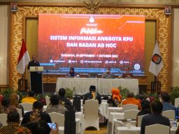 KPU RI Selenggarakan Pelatihan Operator Pendaftaran dan Pendataan Penyelenggara Pemilu Di Surabaya