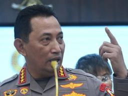 Bawahan Harus Setor ke Atasan