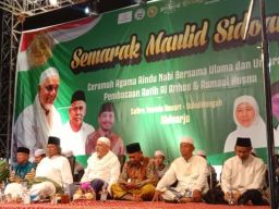 Semarak Maulid 'Rindu Nabi' Hadirkan Habib Lutfi dan Gus Muwafiq