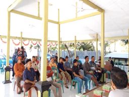 Penyuluhan Budidaya Ikan Sistem Keramba Jaring Apung (KJA) dan Digital Marketing Untuk Petani Ikan