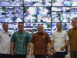 25 Tahun Perpanjangan Sewa Stan Pasar Turi Baru, Eri Konsultasi KPK