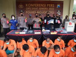 Polres Mojokerto Berhasil Amankan 30 Pelaku Tindak Kriminal Selama 12 hari,Satu Diantaranya Bersenpi