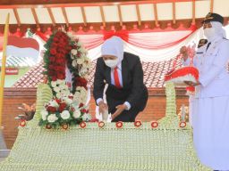 Berkabung atas Tragedi Kanjuruhan, Pesta Rakyat di Hari Jadi Jatim Dibatalkan