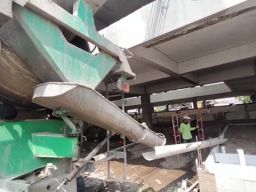 Kontraktor Kurang Perhatikan K3, Keselamatan Pekerja Proyek Pasar Kertosono Terancam