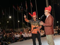 Seremoni Pembukaan Bikin "Menyala" Masjid Kubah 99 Karya Ridwan Kamil