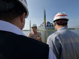 MASJID AL - JABBAR: Ridwan Kamil Targetkan Desember Bisa Dipakai Salat