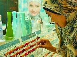 Dampak Buruk Kosmetik Murah