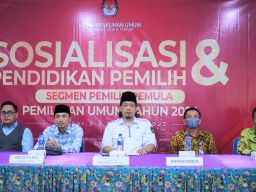 KPU Jatim Sasar Pemilih Pemula, Sosialisasikan  Pemilu 2024  Kepada Perwakilan SMA/SMK di Jember