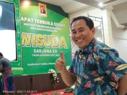Persiapan Acara Wisuda Di Kampus ITB YADIKA Pasuruan
