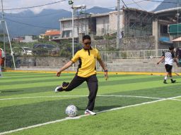 Tingkatkan soliditas, Polres Batu Gelar Sepak Bola Mini Soccer Melawan Awak Media Jurnalis