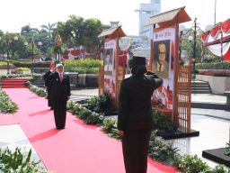 Maknai Hari Pahlawan dengan Bangun Karakter Mau Memberi Yang Terbaik Bagi Bangsa Dan Negara