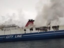 Kenangan Bersama KM Mutiara Timur 1 Yang Terbakar