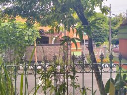 Urip Asline Mung Sawang Sinawang