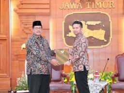 Mohni: Pemkab Bangkalan Telah Menyerahkan Sepenuhnya Kewenangan Hukum Bupati Bangkalan Kepada KPK.