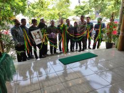 DPMD Gresik Resmikan Dua KED di Desa Kedungpring dan Desa Balongpanggang