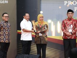 Inovasi Samsat 4.0 dan Eko-Tren Bawa Jatim Sabet Penghargaan IGA Award Kemendagri 2022