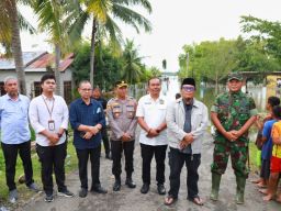 Pidie Terkurung Banjir Pj Bupati Pidie Pastikan Pengungsi Aman