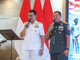 Pisah Sambut Pangkoarmada II, Wagub Emil Harap Sinergi Pemprov Jatim dan TNI-AL Terus Menguat