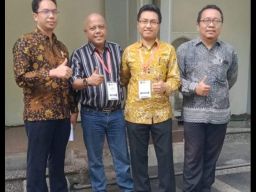 Orang Besar Bicarakan Ide