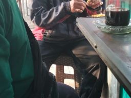 Manusia Tanpa Beban!