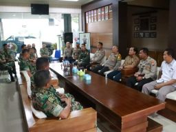 Tingkatkan Sinergitas TNI-POLRI, Kapolresta Mojokerto Kunjungi Batalyon Infanteri Para Raider 503