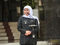 Gubernur Khofifah Larang ASN Pemprov Jatim Gunakan Mobil Dinas Saat Mudik Lebaran