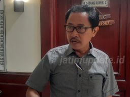 Sentil Pajak Kendaraan, DPRD Surabaya: Urusan Sungai Pemprov Jatim Jangan Tutup Mata