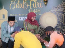 Open House Hari Kedua Sampai Malam Nanti Di Gedung Grahadi