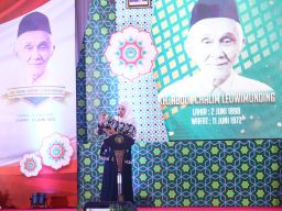 Gubernur Khofifah Dukung Usulan KH Abdul Chalim Leuwimunding Sebagai Pahlawan Nasional