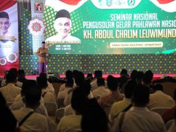 Jejak Perjuangan Ulama KH Abdul Chalim Leuwimunding Diulas di Surabaya