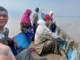 Otopsi Bangkai Ikan Paus Balin Perahu Dosen Dan Mahasiswa FKH Unair Kandas