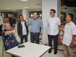 Tinjau Kesiapan Operasional Pasar Turi Baru, LaNyalla Imbau Tenant Segera Isi Stan